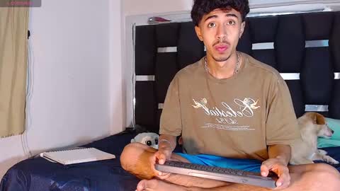 Rayn online show from February 19, 2025, 11:49 am