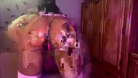 Raye Millian online show from June 7, 2026, 6:33 pm