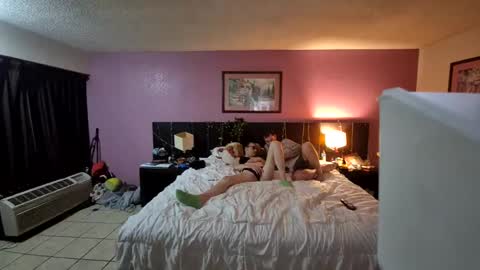 Liz and Ray online show from February 26, 2026, 11:09 am