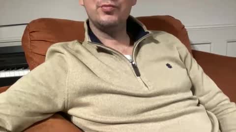 Snapshot of rayos789 chatting on December 15, 2025, 4:28 am rayos789 online show from December 15, 2025, 4:28 am