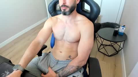 raysexparty online show from April 5, 2026, 12:02 pm