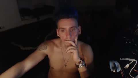 Rayzel online show from November 3, 2025, 11:59 pm