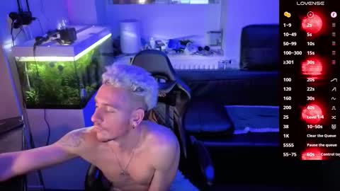 Rayzel online show from February 17, 2026, 2:08 am