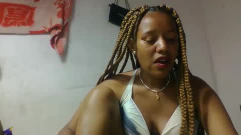 razanastine online show from November 24, 2025, 8:41 pm