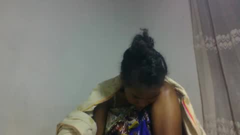 razanastine online show from December 14, 2025, 8:57 pm