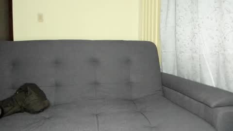 Raziel online show from December 16, 2025, 4:39 am