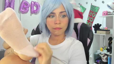 Snapshot of rea_winry chatting on December 11, 2024, 4:49 am Rea online show from December 11, 2024, 4:49 am