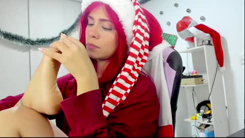 Snapshot of rea_winry chatting on December 26, 2024, 3:38 am Rea online show from December 26, 2024, 3:38 am