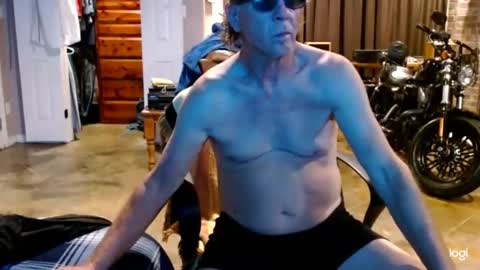 Snapshot of ready4aride2day chatting on November 23, 2025, 1:16 am ready4aride2day online show from November 23, 2025, 1:16 am