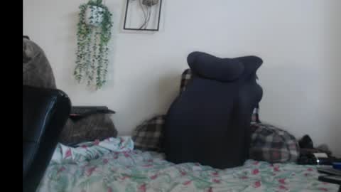 Snapshot of real_36_dd chatting on April 9, 2026, 5:18 pm Fannie online show from April 9, 2026, 5:18 pm