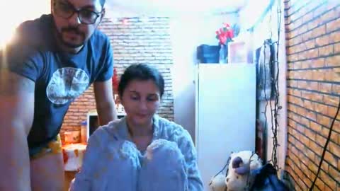 real_coupl3 online show from January 14, 2026, 8:03 pm