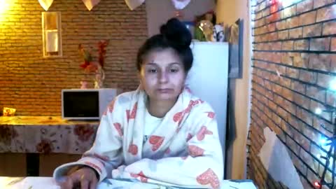 Snapshot of real_coupl3 chatting on April 24, 2026, 9:06 pm real_coupl3 online show from April 24, 2026, 9:06 pm