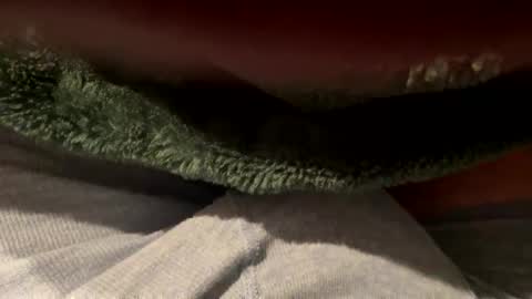 Snapshot of realbigload77 chatting on April 8, 2026, 2:22 am realbigload77 online show from April 8, 2026, 2:22 am