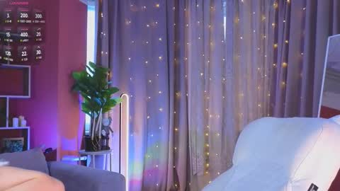 Snapshot of realcrystal chatting on February 8, 2026, 5:11 am Grace online show from February 8, 2026, 5:11 am