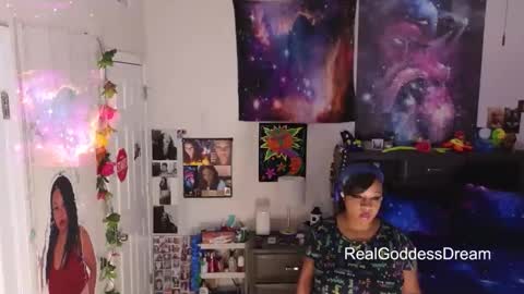 realgoddessdream online show from January 19, 2026, 1:53 am