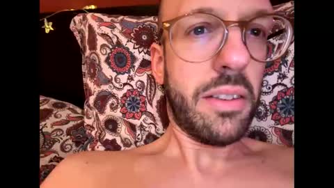 Snapshot of realhorsedick chatting on January 15, 2026, 3:05 pm HugeSecret online show from January 15, 2026, 3:05 pm