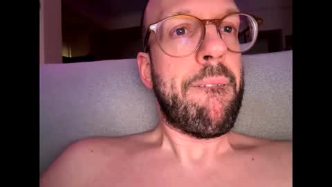 Snapshot of realhorsedick chatting on April 21, 2026, 3:57 am HugeSecret online show from April 21, 2026, 3:57 am