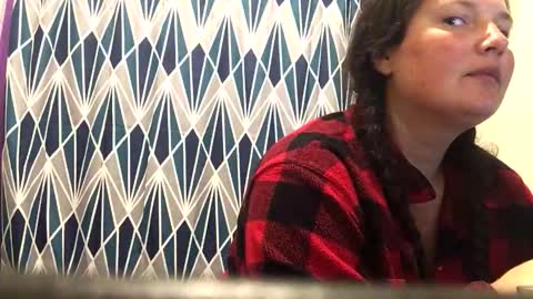 Snapshot of reallivepriestess chatting on October 29, 2025, 3:58 pm RealLivePriestess333 online show from October 29, 2025, 3:58 pm