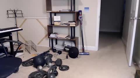 Rey online show from October 27, 2025, 7:51 pm