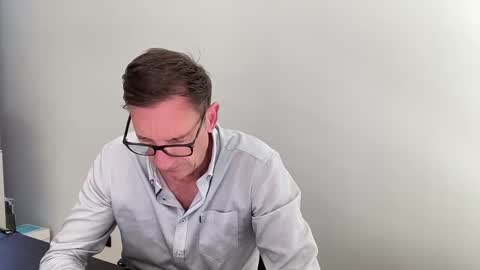 realstuff_ online show from April 30, 2026, 8:31 am