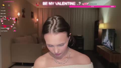 Snapshot of realsupermichael chatting on February 11, 2025, 11:12 pm AliceEve online show from February 11, 2025, 11:12 pm