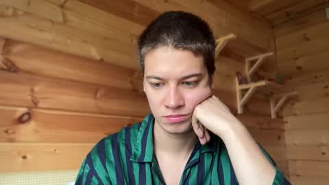 Snapshot of realsupermichael chatting on September 14, 2025, 8:35 am AliceEve online show from September 14, 2025, 8:35 am