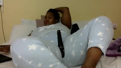 Snapshot of realsweetheart chatting on January 16, 2025, 6:27 pm REAL1SWEETHEART online show from January 16, 2025, 6:27 pm