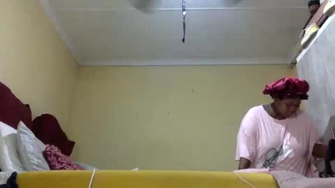 Snapshot of realsweetheart chatting on February 2, 2025, 2:17 am REAL1SWEETHEART online show from February 2, 2025, 2:17 am