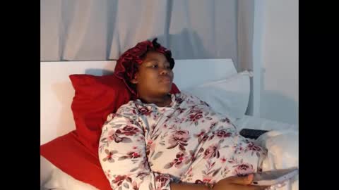 Snapshot of realsweetheart chatting on October 20, 2025, 6:41 pm REAL1SWEETHEART online show from October 20, 2025, 6:41 pm