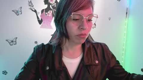 Rebbeca online show from March 19, 2026, 10:36 pm