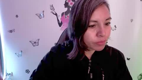 Snapshot of rebbeca09 chatting on April 21, 2026, 12:44 pm Rebbeca online show from April 21, 2026, 12:44 pm