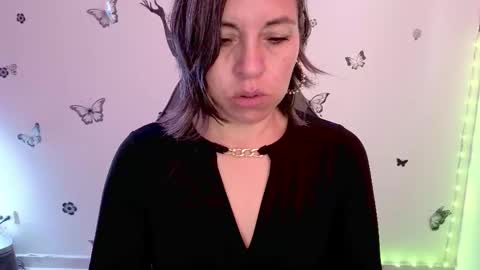 Snapshot of rebbeca09 chatting on April 28, 2026, 12:32 pm Rebbeca online show from April 28, 2026, 12:32 pm