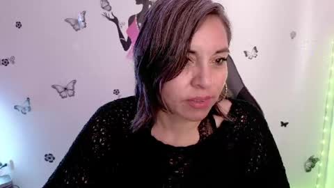 Snapshot of rebbeca09 chatting on May 4, 2026, 2:13 pm Rebbeca online show from May 4, 2026, 2:13 pm