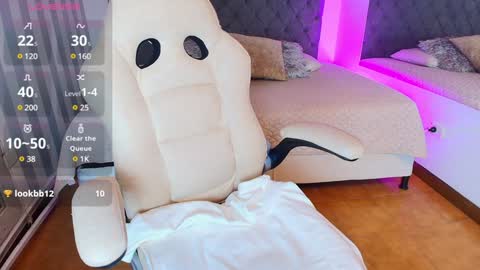 Snapshot of rebeca_cortez1 chatting on January 24, 2025, 8:54 pm I invite you to my birthday on November 3th online show from January 24, 2025, 8:54 pm