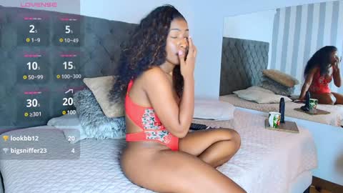 Snapshot of rebeca_cortez1 chatting on January 25, 2025, 3:30 am I invite you to my birthday on November 3th online show from January 25, 2025, 3:30 am