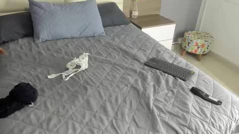 Snapshot of rebeca_cortez1 chatting on September 20, 2025, 7:37 pm I invite you to my birthday on November 3th online show from September 20, 2025, 7:37 pm