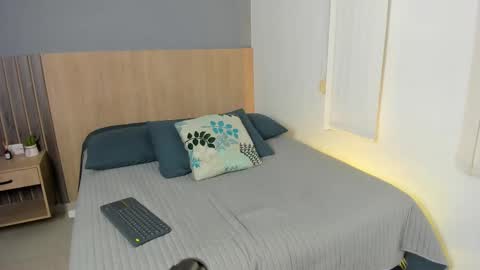 Snapshot of rebeca_cortez1 chatting on October 20, 2025, 8:09 pm I invite you to my birthday on November 3th online show from October 20, 2025, 8:09 pm