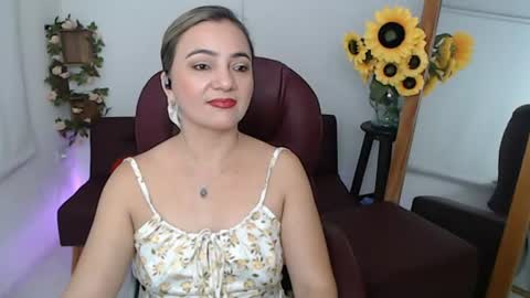 Snapshot of rebeca_milf chatting on June 22, 2026, 2:58 pm REBECA online show from June 22, 2026, 2:58 pm
