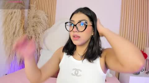 Snapshot of rebeca_taylor_ chatting on March 29, 2026, 12:27 pm rebeca_taylor_ online show from March 29, 2026, 12:27 pm