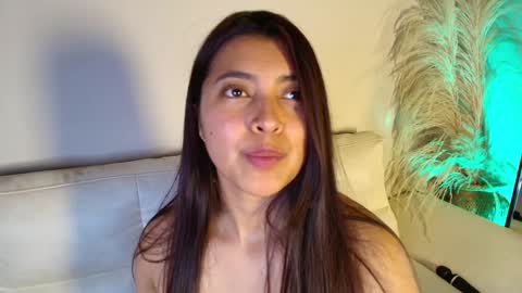 Rebeca Williams online show from February 4, 2025, 5:10 am