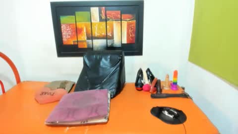 rebecabanks online show from January 23, 2025, 9:39 am