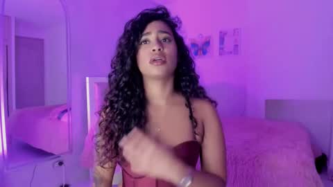 Rebeca online show from October 1, 2025, 2:17 am