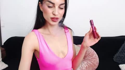 Snapshot of rebecamur chatting on May 12, 2026, 12:57 pm rebecamur online show from May 12, 2026, 12:57 pm