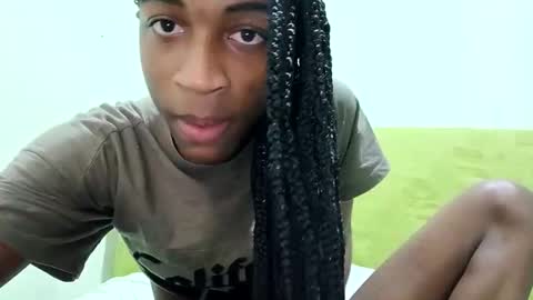 Snapshot of rebecca23278 chatting on May 19, 2026, 1:50 pm Tu mami Rebecca online show from May 19, 2026, 1:50 pm