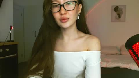 Snapshot of rebecca_demure18 chatting on January 9, 2025, 6:47 pm Lets talk here 33. online show from January 9, 2025, 6:47 pm