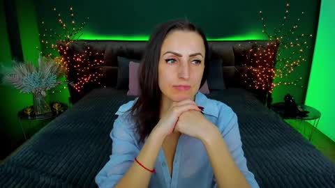 rebecca_diamonds online show from January 30, 2025, 9:25 am