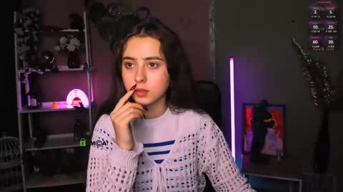 rebecca_smile_ online show from November 30, 2025, 2:21 pm