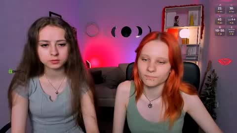 Snapshot of rebecca_smile_ chatting on May 19, 2026, 12:22 pm rebecca_smile_ online show from May 19, 2026, 12:22 pm