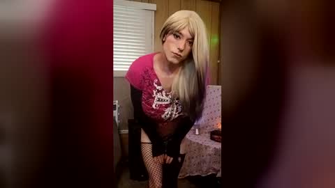 rebeckaloves online show from July 25, 2026, 12:36 pm