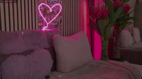 rebeldools online show from April 15, 2026, 5:09 pm